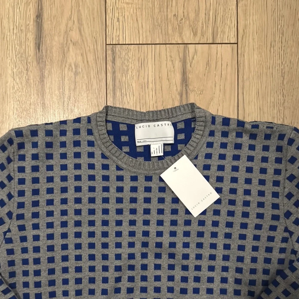 NWT Lucio Castro Blue and Gray Crew Neck Sweater Men’s Medium